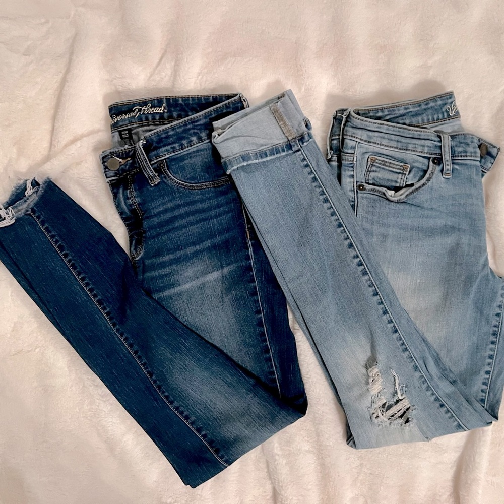 Universal Thread Jeans (Lot of 2)